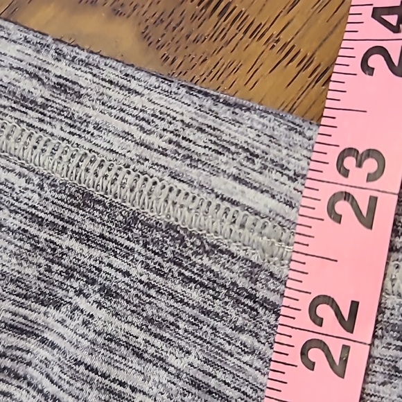 Lululemon Wunder Under Hi-Rise 7/8 Tight 23" Size 6 - Picture 5 of 5